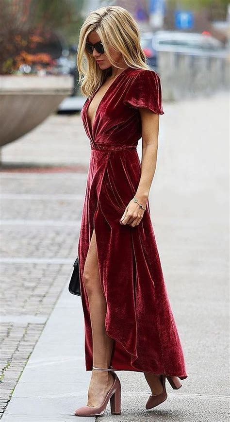 20 Charming Christmas Party Outfits Ideas Velvet Fashion Cocktail