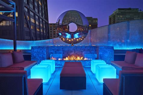 Dec Rooftop Lounge Bar Restaurant In Chicago