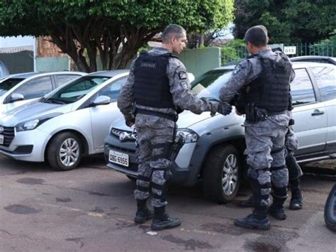 Bandidos Invadem Lanchonete Trocam Tiros Com A Polícia E Dois Morrem Dourados News