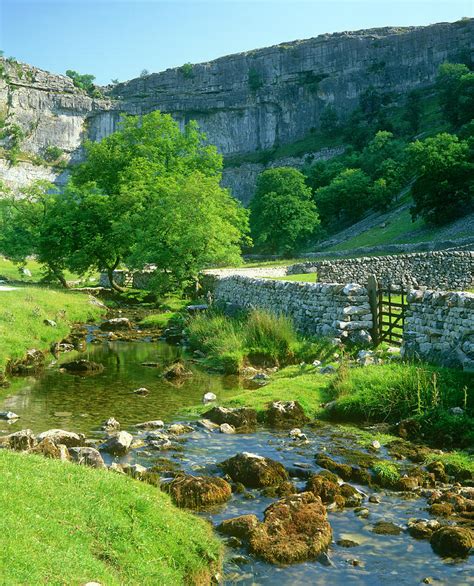 Malham Cove North Yorkshire Uk By Kathy Collins