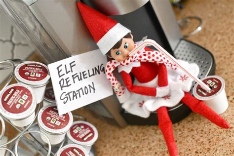 23 Genius Elf On The Shelf Ideas That Take Under 10 Minutes Hip2save