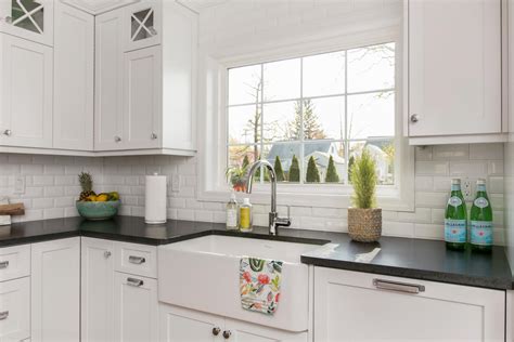 You are making a batch of delicious fried chicken and your hands are gooey, covered in with a touchless kitchen faucet, you can simply wave your hand in front of it and well, that's it. A look at Classic White Kitchen Shrewsbury New Jersey by ...