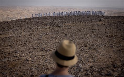 Hundreds Pose Nude For Spencer Tunick Photoshoot Near Dead Sea The Times Of Israel