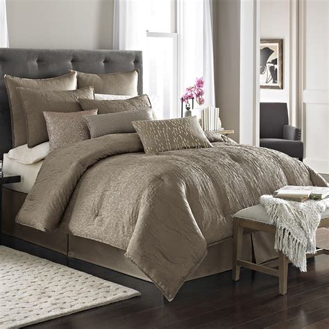 Sometimes the simplest things bring the most joy. Nicole Miller Park Avenue Comforter Set from Beddingstyle.com