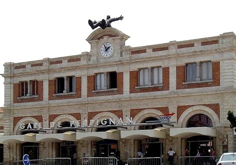 Sa Gare Est Le Centre Du Monde Pour Salvador - Jack aime/Jack n'aime pas: Dalì créateur de la gare de Perpignan