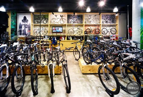 Shopistores has collected the most successful shopify bike stores for you. This Trek store has an impressive showcase of bikes ...