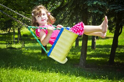 Wir bieten montagen aller art. Ein Kindheitstraum: Bauen Sie einen eigenen Spielplatz