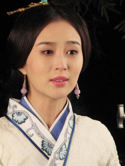 Liu Jing As Zhou Zhiruo The Heavenly Sword And Dragon Saber Photos