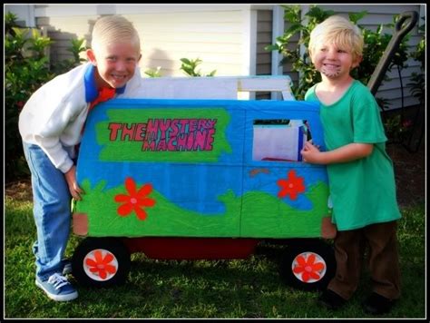 Velma do scooby doo scooby doo costumes cool costumes costume ideas thelma scooby doo spooky costumes daphne blake scooby doo fancy dress costumes for halloween. DIY Homemade Scooby Doo Costumes: Fred & Shaggy with Mystery Machine | Halloween party fun ...