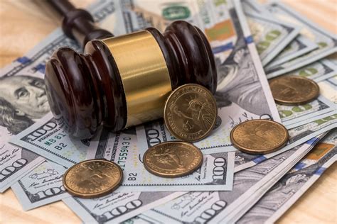 Coinbase, kraken, and gemini offer bitcoin and a growing number of altcoins. Coinbase Faces Fresh Bitcoin Cash Insider Trading Lawsuit ...