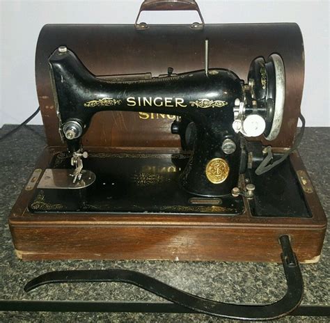Vintage Singer Portable Sewing Machine 99 13 Wooden Case Knee Control