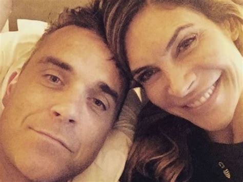 Robbie Williams Wife Ayda Sends Shares Photo Of Singer Naked In Bed Au — Australias