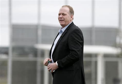 Curt Schilling Removed From Espns Little League Coverage After Controversial Tweet Los