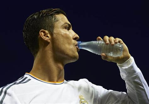 10 Astonishing Facts About Cristiano Ronaldo Spyn