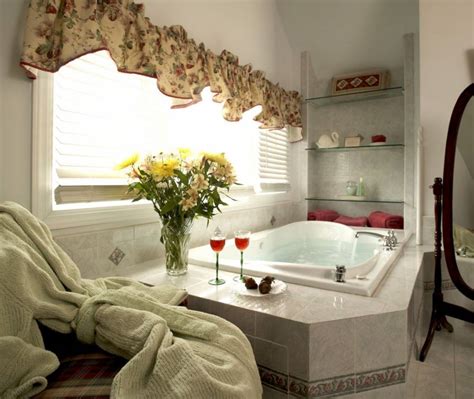 Find your next romantic interlude at in hotel rooms with jacuzzi tubs! Hotels with in Room Jacuzzi - Eccentric Hotels