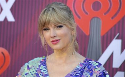 Taylor Swift To Receive Artist Of The Decade Award At Amas Udayavani