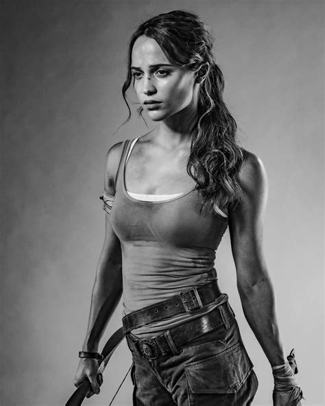New Photos Of Alicia Vikander As Lara Croft From Ilze Kitshoff Come To