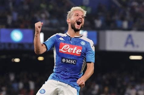 'memes' zijn een moderne vorm van cartoons die op het internet gecreëerd en verspreid worden. Two more years! Waarom Dries Mertens zijn droomhuwelijk ...