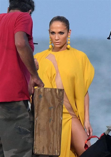 Jennifer Lopez S Sexy Behind The Scenes Photos