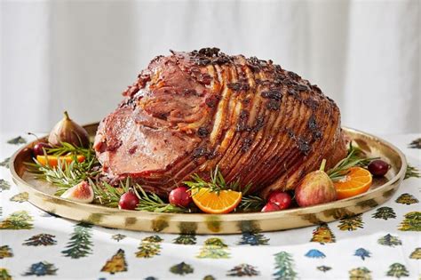 Heat glazed ham, uncovered, 10 to 15 minutes in 275°f oven. Spiral-Sliced Ham With Cherry-Port Glaze | Recipe | Spiral ...