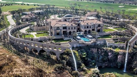 A few people made incredible houses which pulled in everybody because of its components. Top 5 Most Expensive Homes in the World (2016) - YouTube