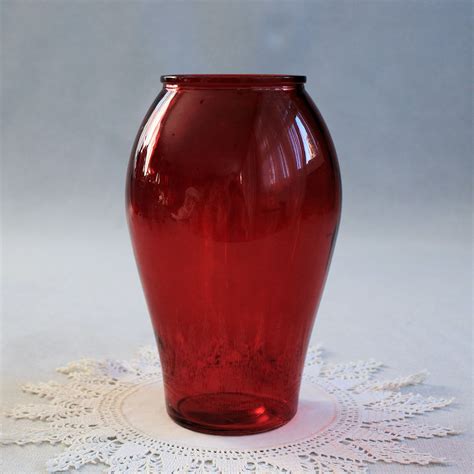 Vintage Red Vase Vintage Glass Vase Vintage Vase Handcrafted Classic Flower Vase Red Table
