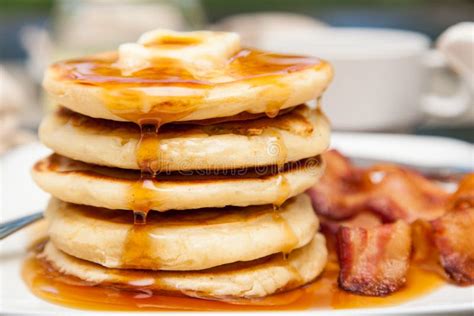 Five Pancakes With Dripping Syrup Stock Image Image Of Dripping