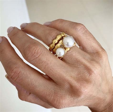 Double Pearl Ring Gold Fairley