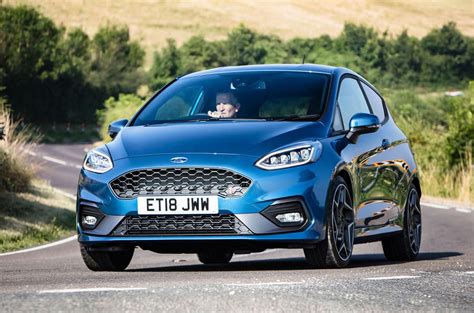 Ford Fiesta St 2018 Uk Review Autocar