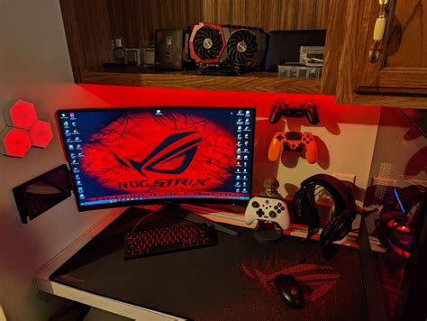 My Average Battlestation Raveragebattlestations