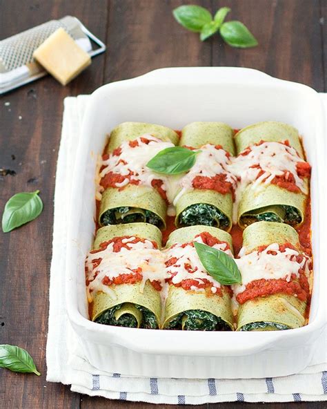 Over the years i've found ricotta to be a super heavy ingredient that i'm not when it comes to choosing the right noodles for your lasagna, i know it can be tricky to know which one is best. Easy Spinach Ricotta Lasagna Rolls - As Easy As Apple Pie