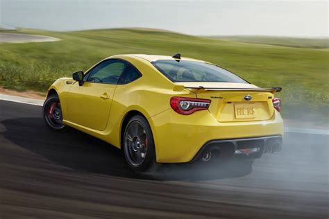 Subaru Brz снимают с производства Toyota Gt86 на очереди — Авторевю