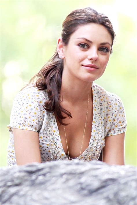 Mila Kunis Picture 17 Filming On The Set Of New Film Friends With