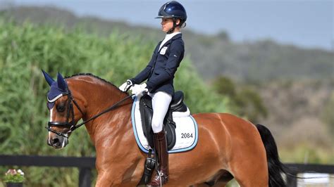 Victoria Wins Australian Interschool Equestrian Championships The