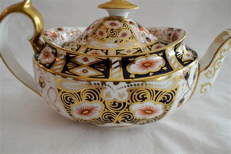 Teapot ~ Imari 5500 Pattern ~ Aynsley Bone China England ~ Stoke On