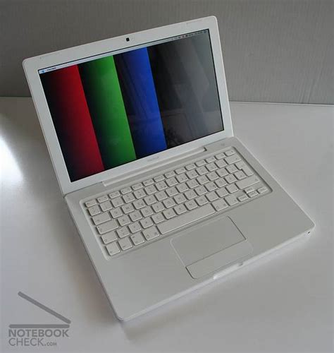 Apple Macbook Core 2 Duo 24 13 White 08 Specs Apple Poster
