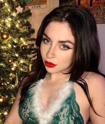 Keira Croft Age Height Weight Net Worth Onlyfans Wiki Biography