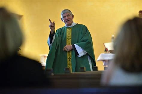 Episcopal Priest Embraces Catholicism As Vatican Establishes