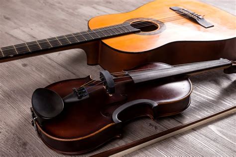 5 Major Differences Between A Guitar And A Violin