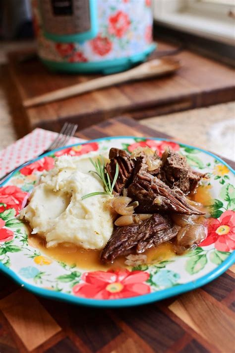 They're specially designed to look great while providing the even cook that. Instant Pot Pot Roast by The Pioneer Woman (The Pioneer ...