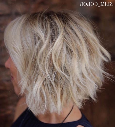 20 Photos Inverted Brunette Bob Hairstyles With Feathered Highlights