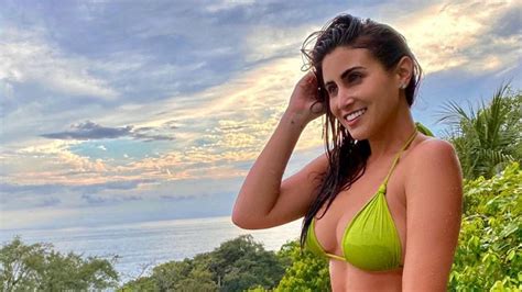 Sofía Rivera Torres Cautiva A Sus Fans Posar En Bella Postal Desde El Mar Tribuna