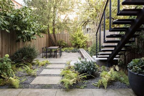 The Cult Of The Courtyard 10 Backyard Ideas For Small