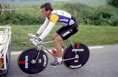1985 Bernard Hinault Racing Cyclist Cycling Race Cycling Girls