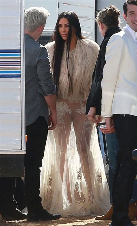 Kim Kardashian Spotted On The Set Of Oceans Eight 8 Pics