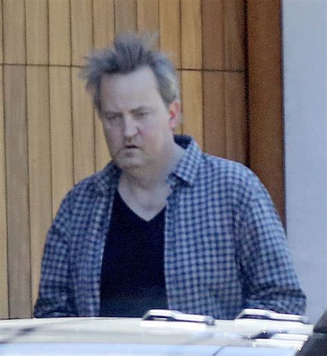 Matthew perry news, gossip, photos of matthew perry, biography, matthew perry girlfriend list 2016. Matthew Perry Breaks up With His 21 Years Younger ...