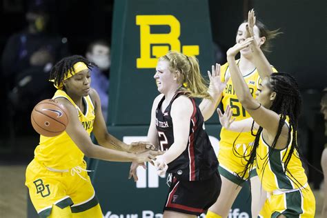 No 7 Lady Bears Dominate Tech In Big 12 Home Opener The Baylor Lariat