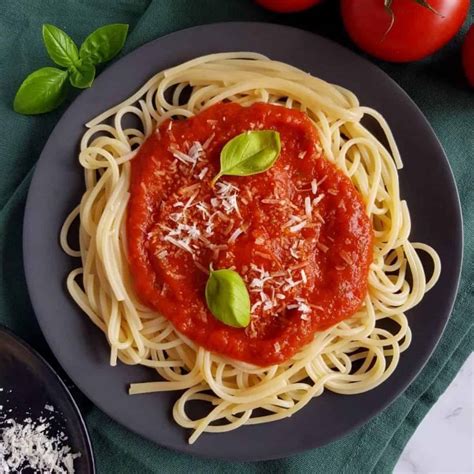 Healthy Spaghetti Sauce Super Easy Hint Of Healthy