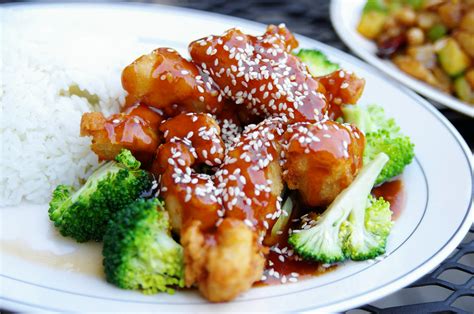 Heat the oil over high heat in a wok or large heavy skillet. Chinese Food Recipes You Can Make in a Crockpot - Page 2