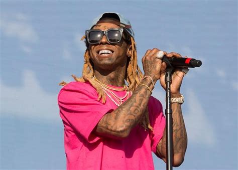 The Latest Lil Wayne Didnt Perform Due To Police Search Brandon Sun